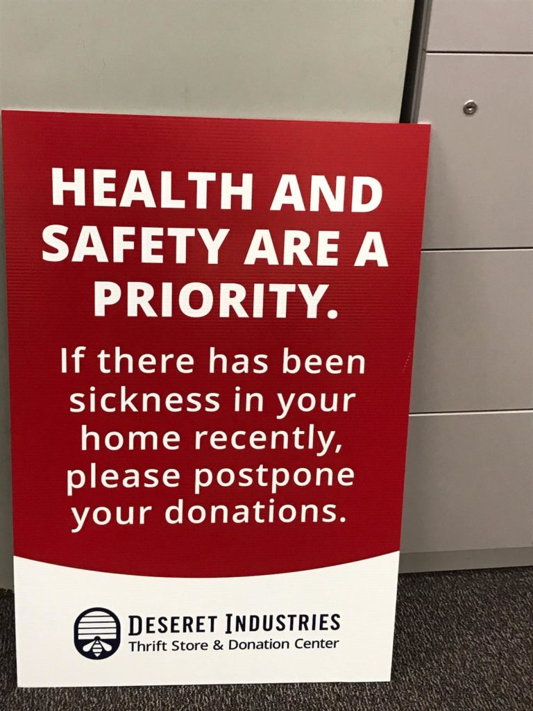 COVID-19 Temporarily Closed Signs in Gilbert AZ