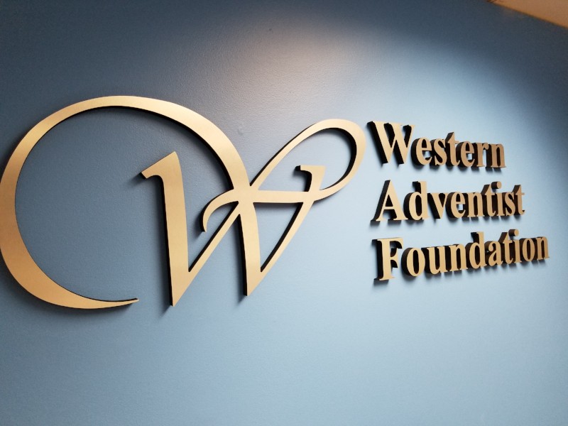 Brushed Aluminum Lobby Signs in Scottsdale AZ