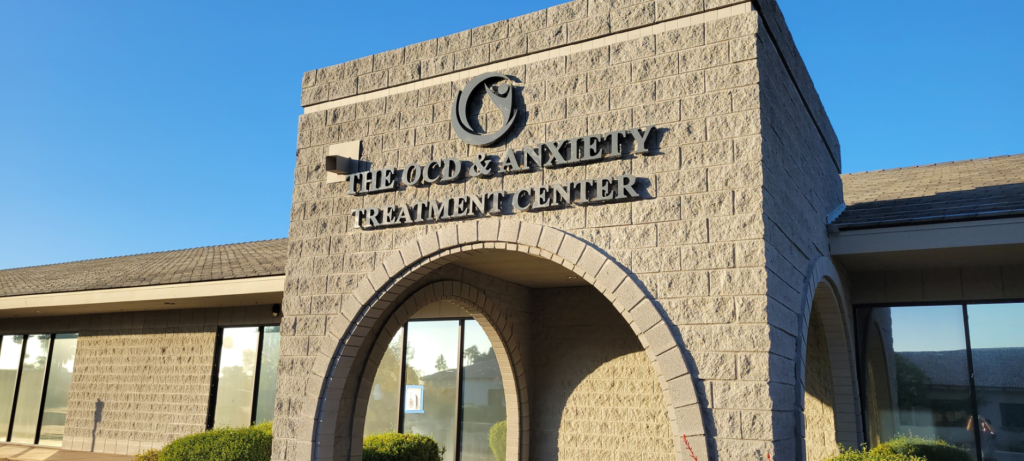 Exterior Sign Makers Near Me