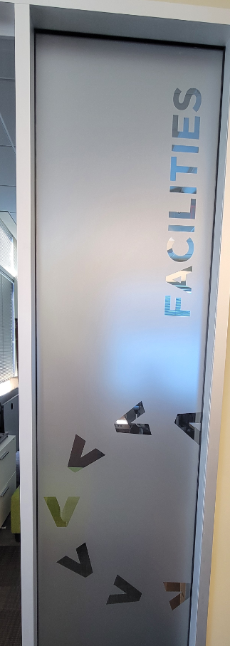 Verra Mobility Boosts Privacy with Etched Vinyl in Mesa, AZ